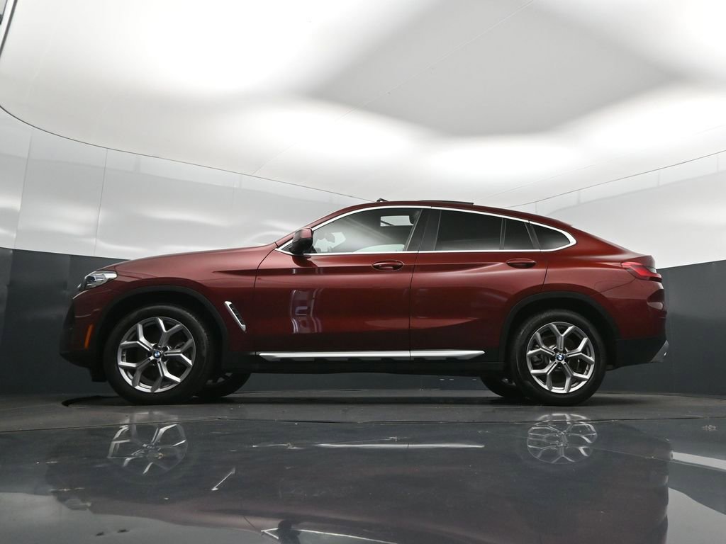 Certified 2025 BMW X4 xDrive30i AWD/4WD image 39