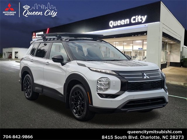 New 2025 Mitsubishi Outlander Trail Edition image 1