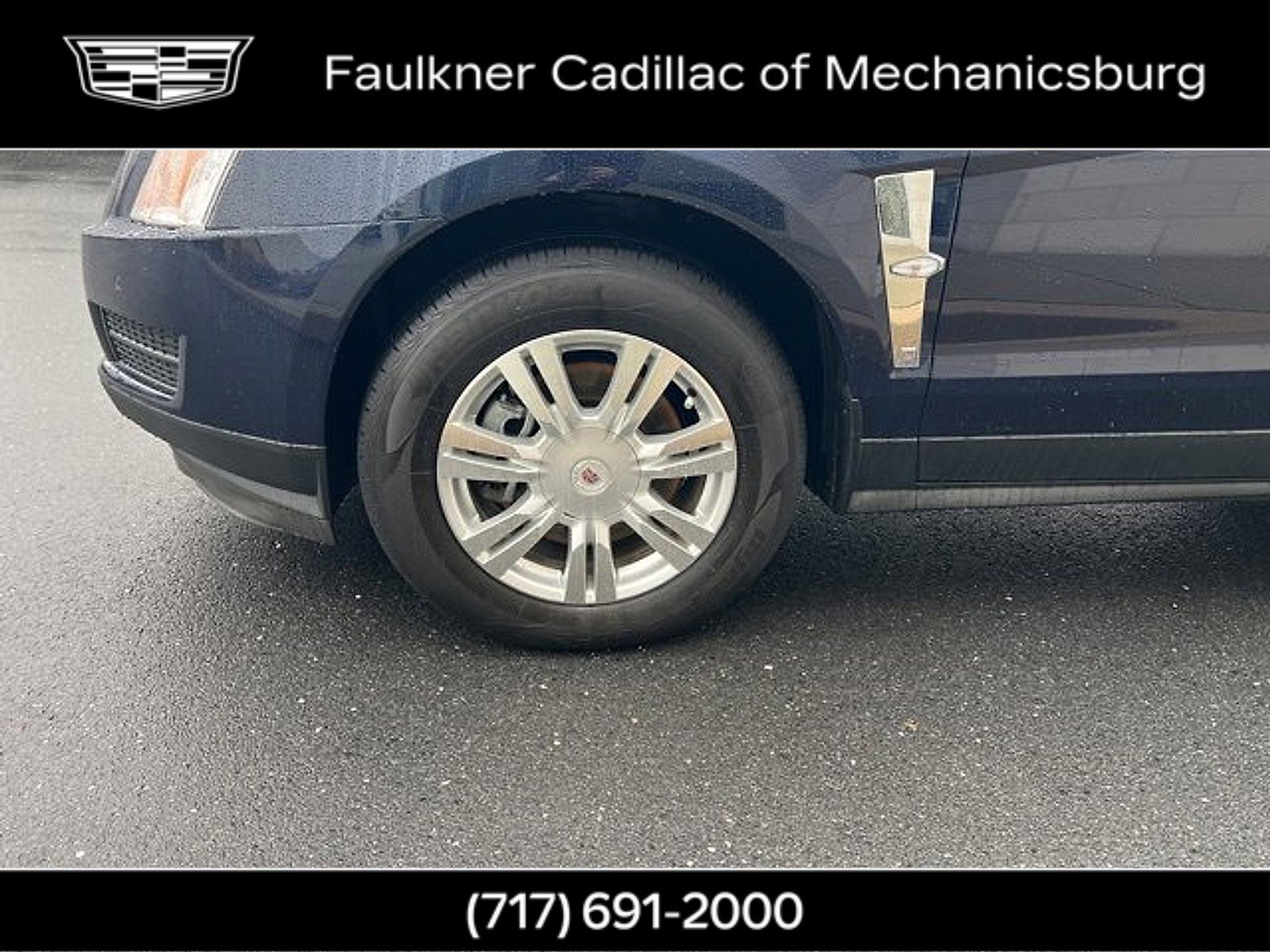 Used 2011 Cadillac SRX Luxury image 24