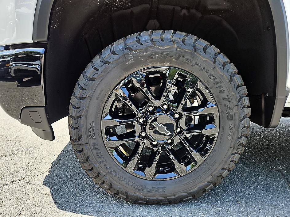 New 2026 Chevrolet Silverado 2500 LT w/ Trail Boss Package AWD/4WD image 9
