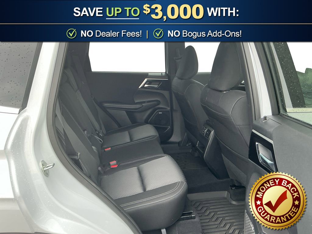 Used 2025 Mitsubishi Outlander ES image 23