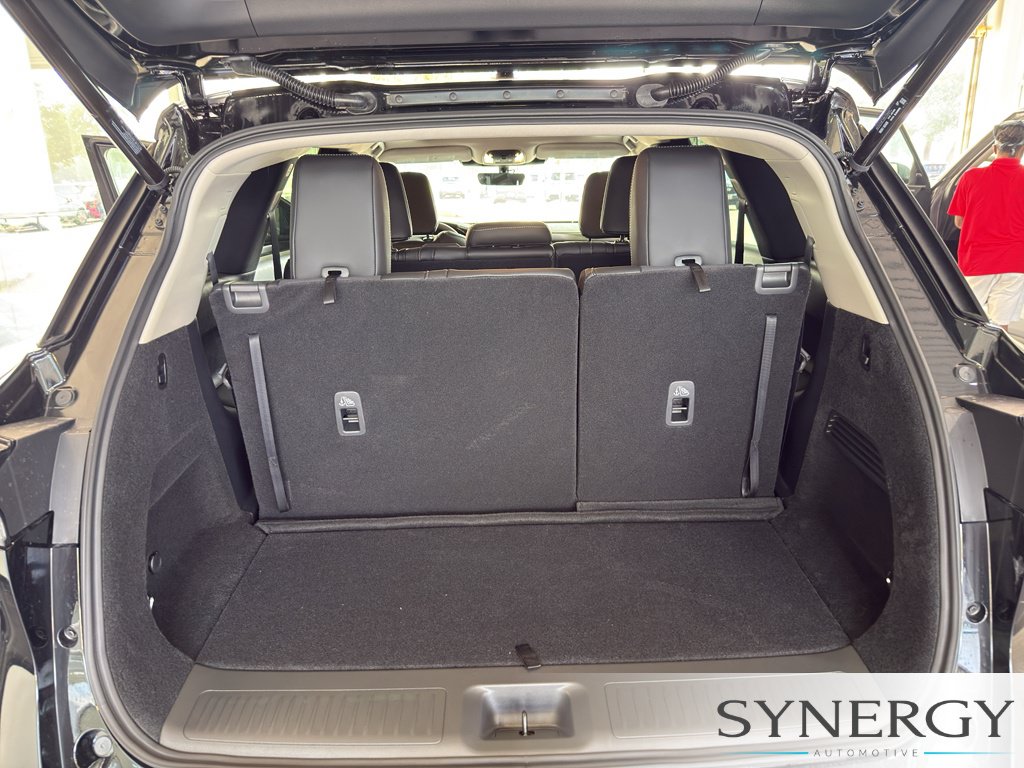 New 2027 INFINITI QX60 Luxe w/ Cargo Package FWD image 31