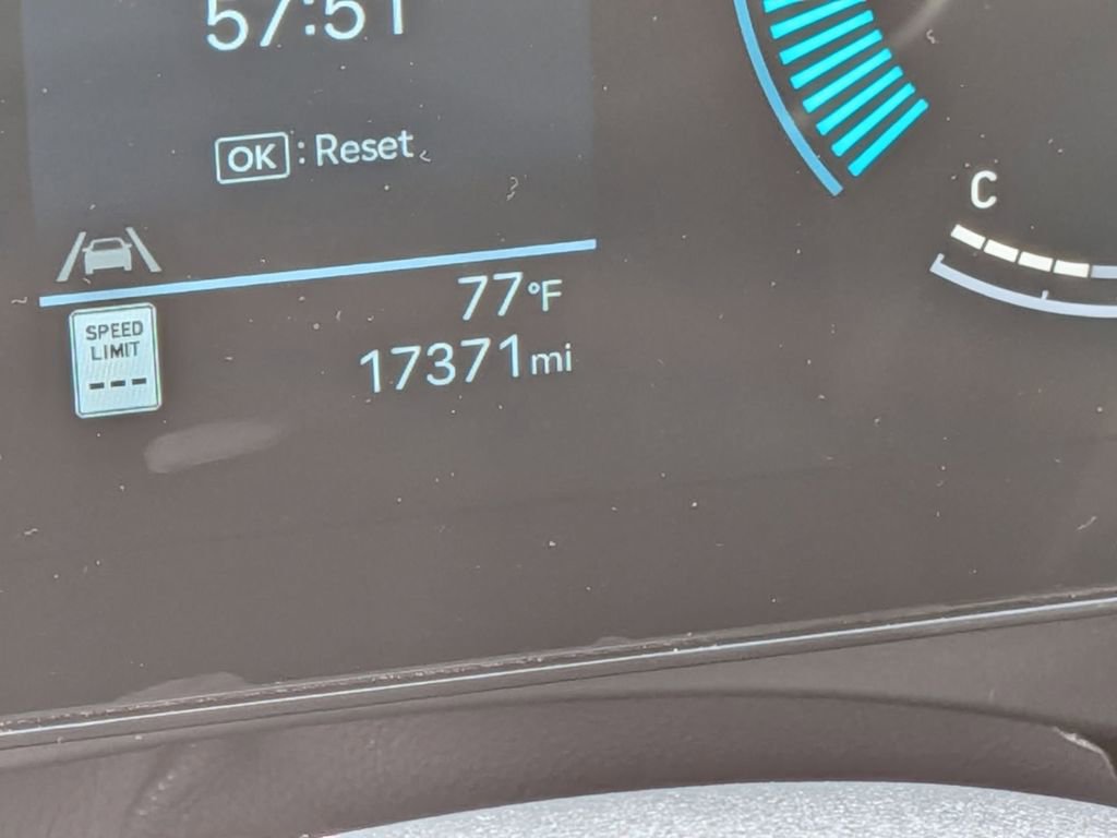 Used 2025 Hyundai Sonata SEL image 16