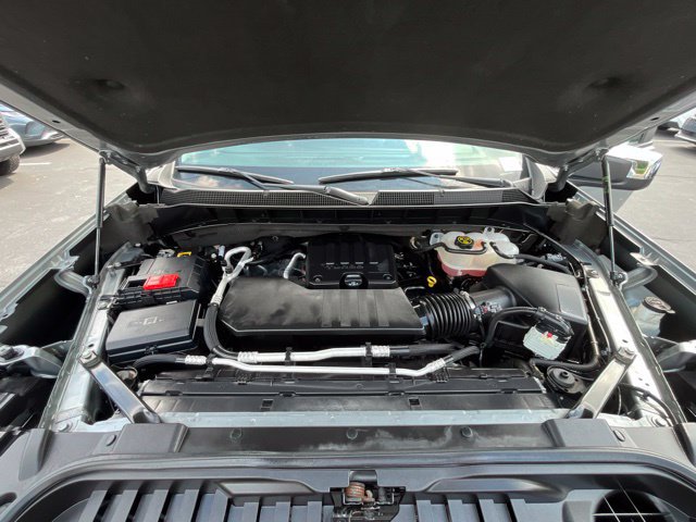 Used 2023 Chevrolet Silverado 1500 LT AWD/4WD image 15