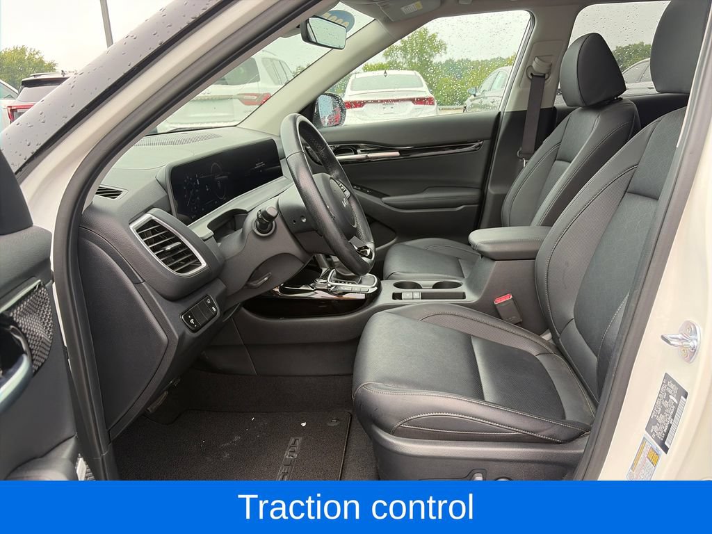 Used 2025 Kia Seltos SX w/ SX Sunroof Package AWD/4WD image 16