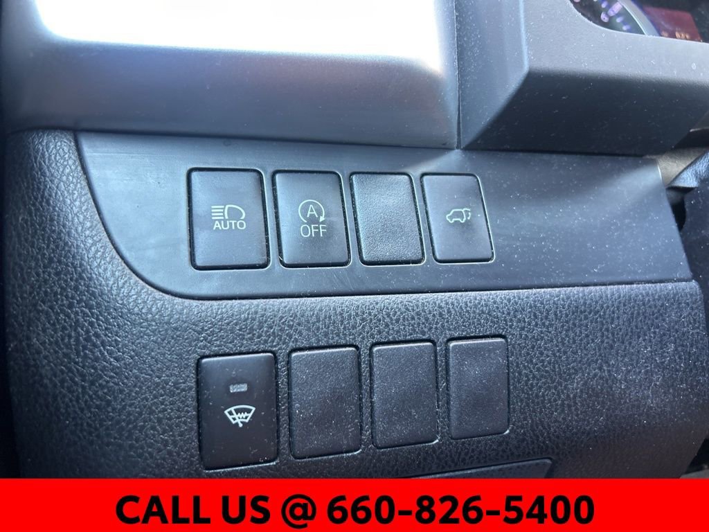 Used 2019 Toyota Highlander XLE image 27