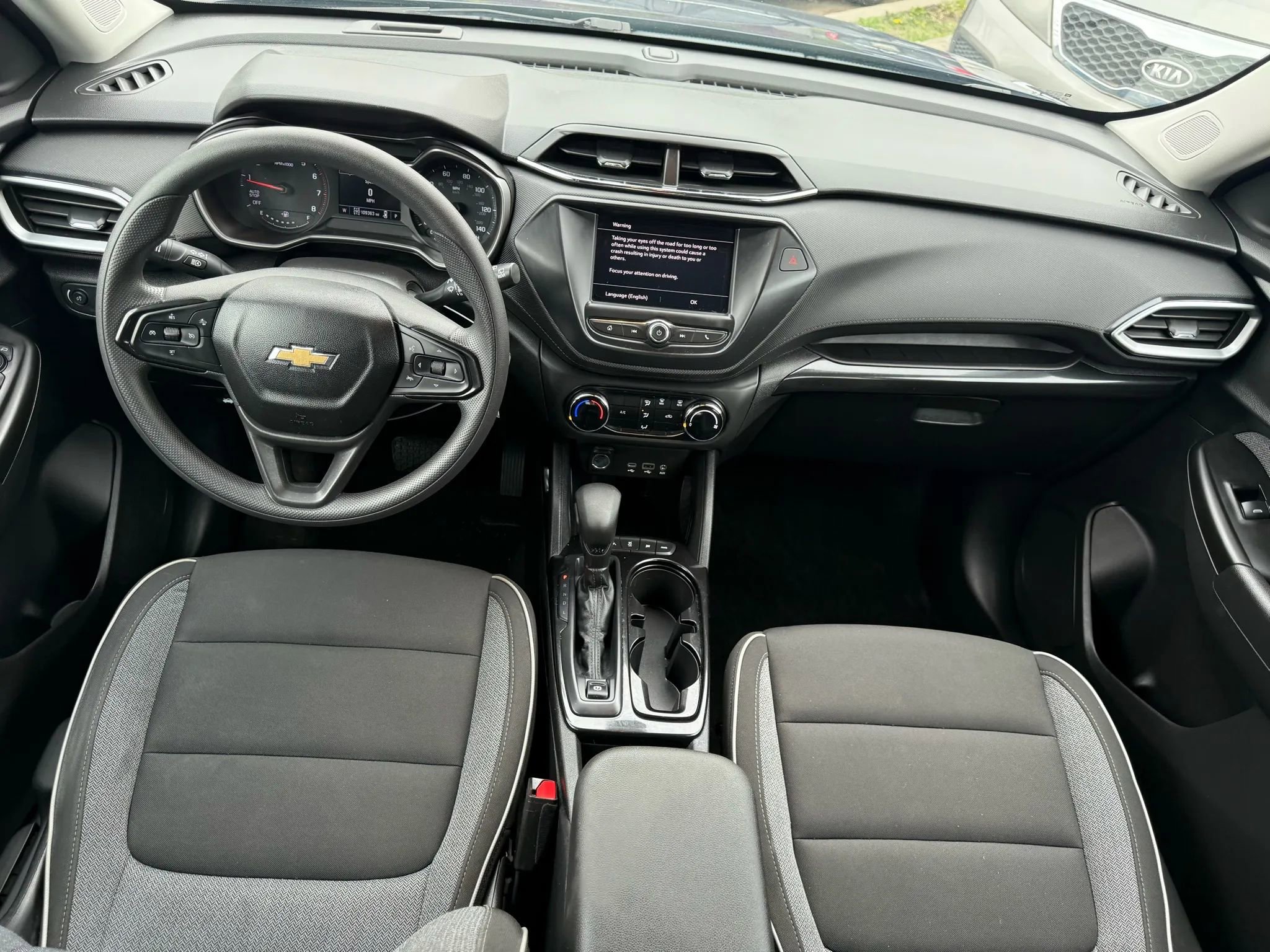 Used 2022 Chevrolet TrailBlazer LS image 32