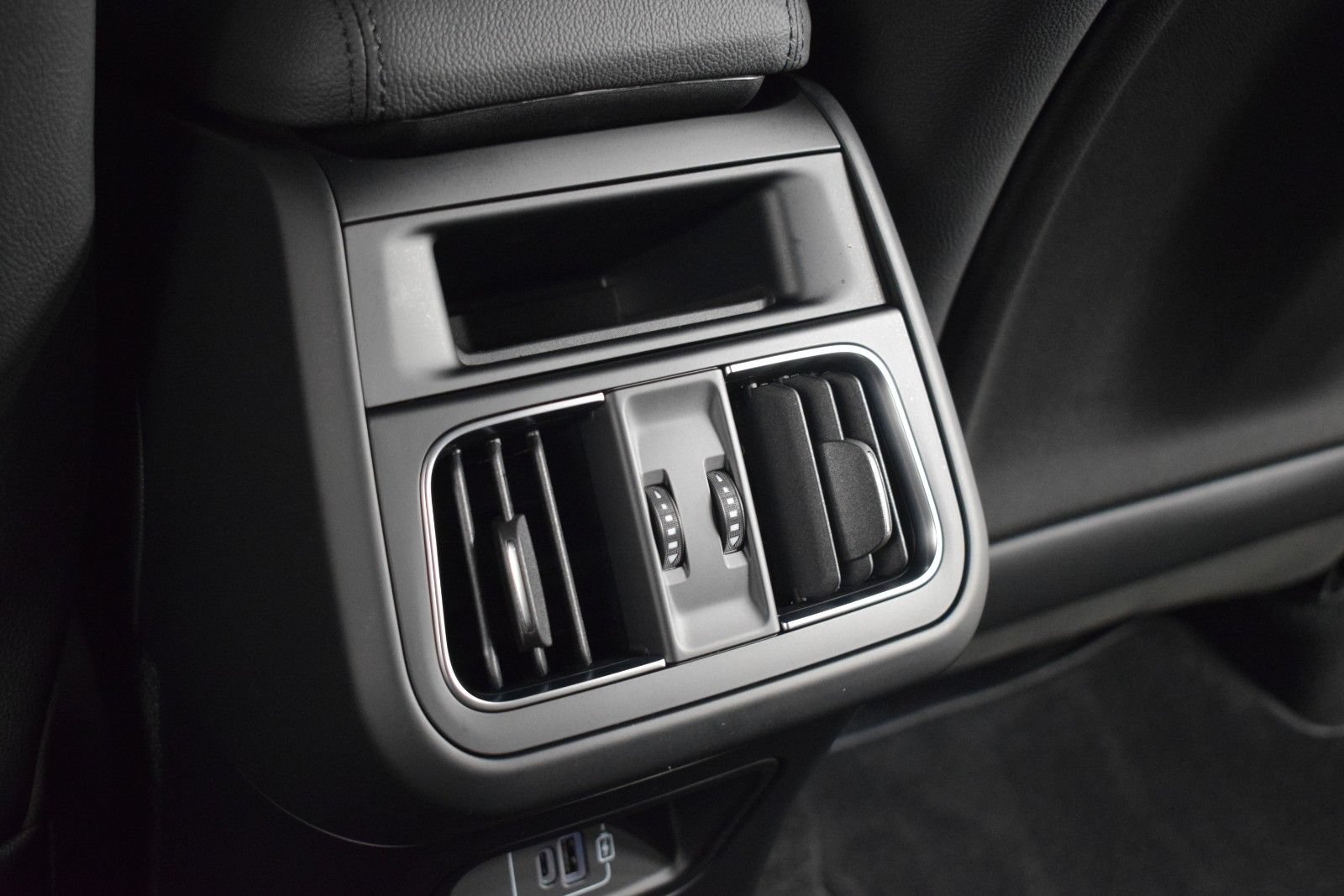Certified 2023 Maserati Grecale Modena AWD/4WD image 22
