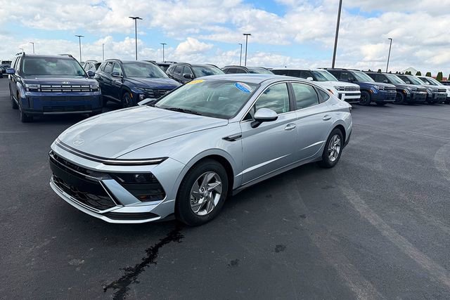 New 2025 Hyundai Sonata SE image 3