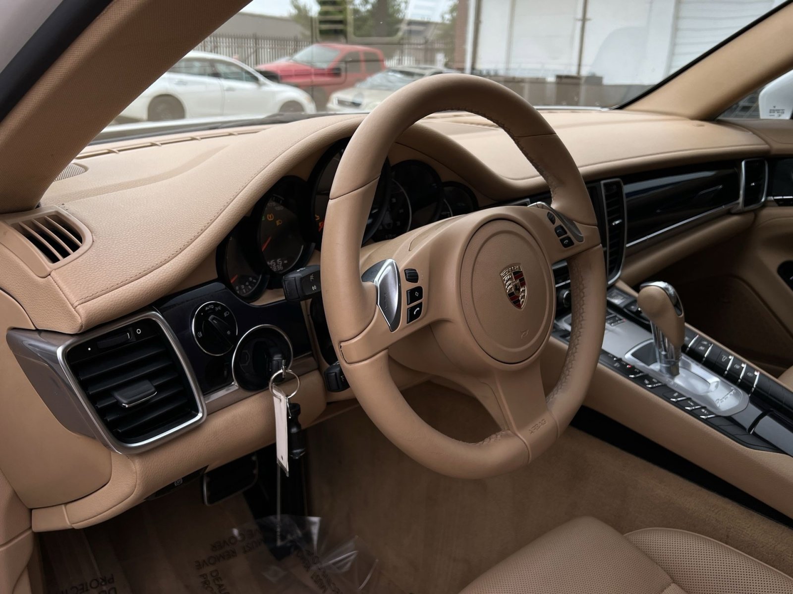 Used 2011 Porsche Panamera RWD image 29