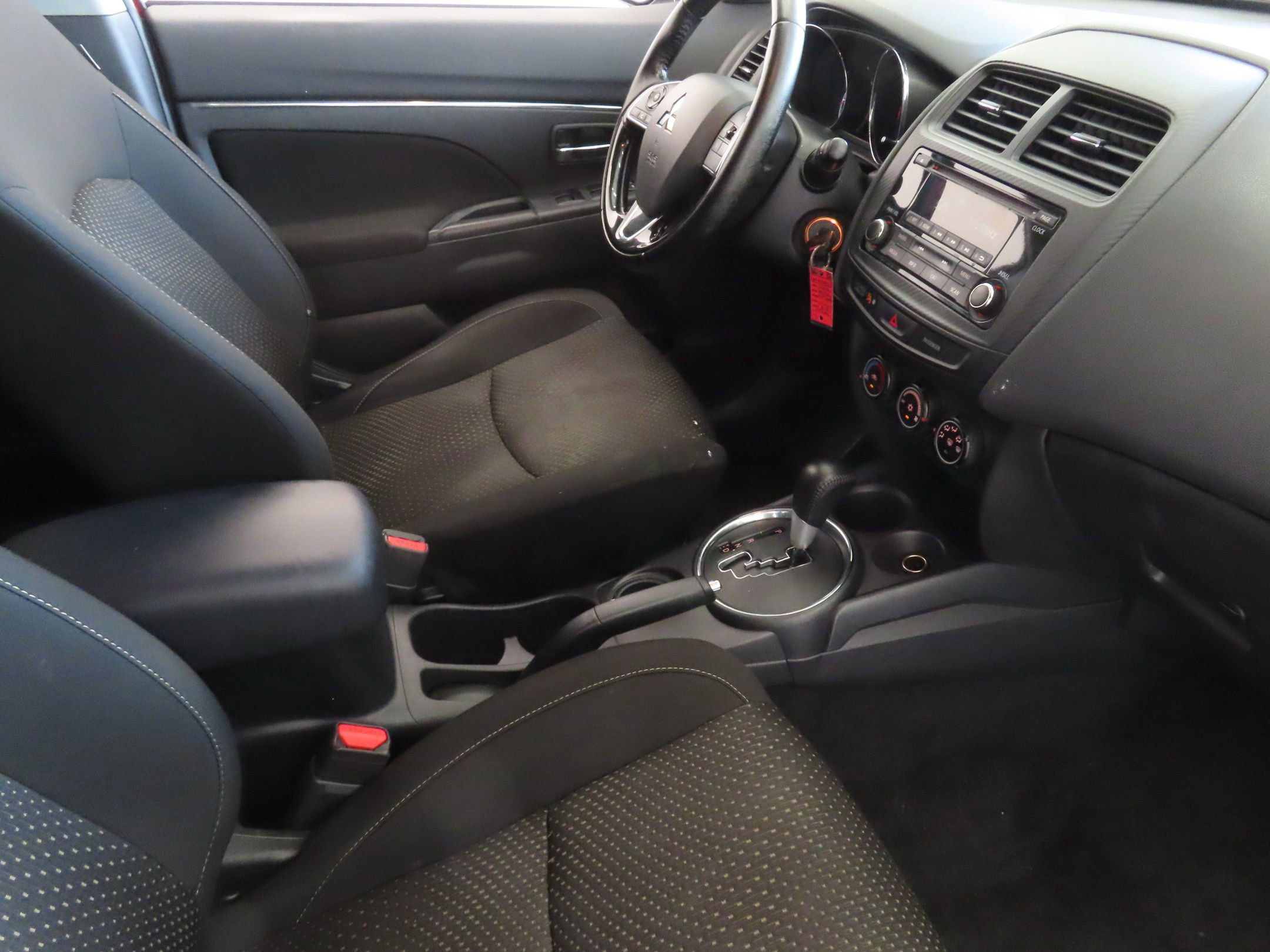 Used 2016 Mitsubishi Outlander Sport ES FWD image 25