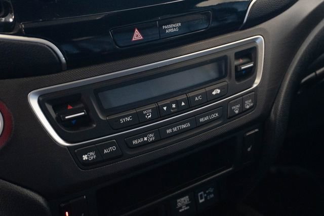Used 2022 Honda Pilot TrailSport image 24