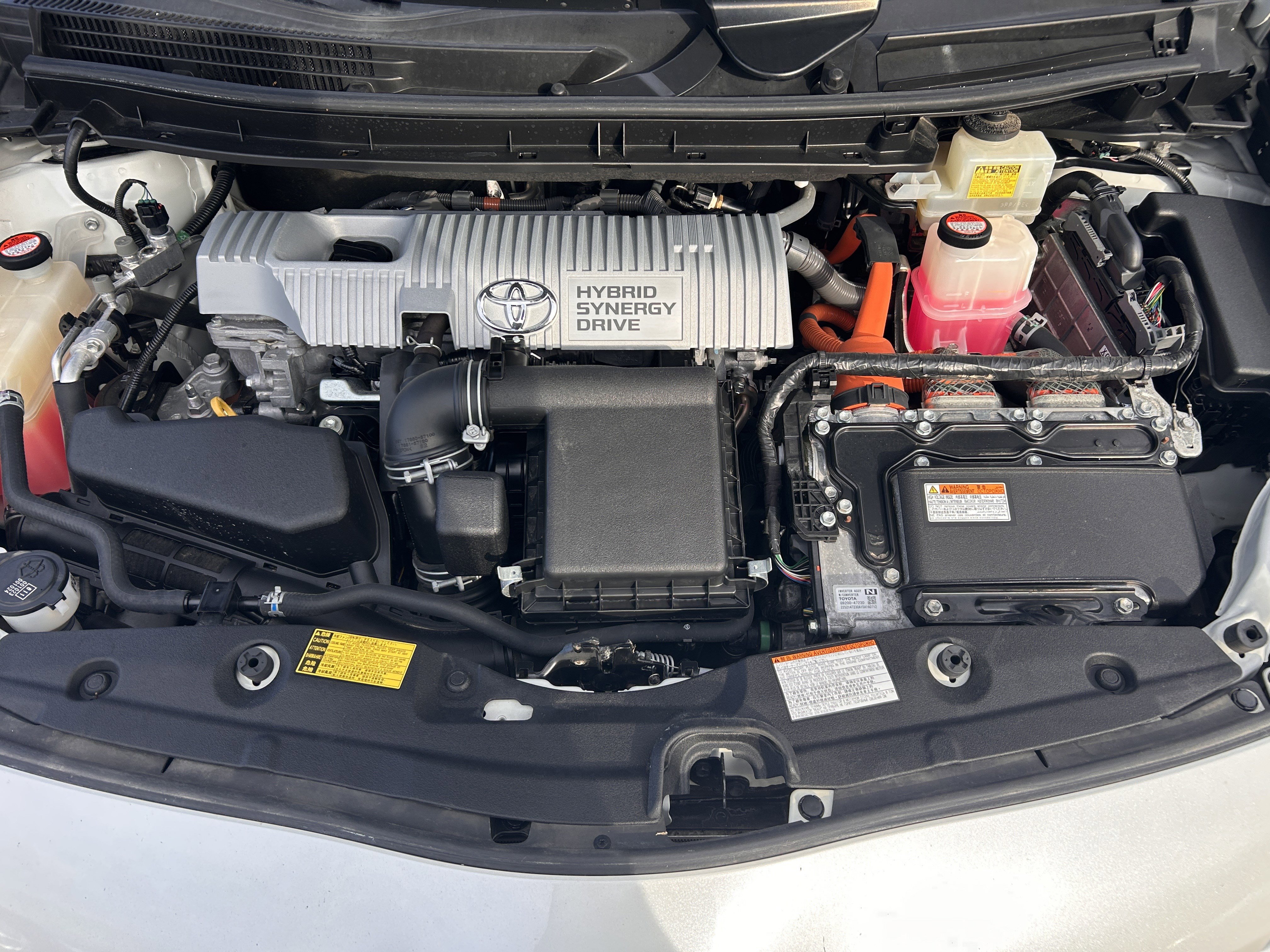 Used 2015 Toyota Prius Four image 9