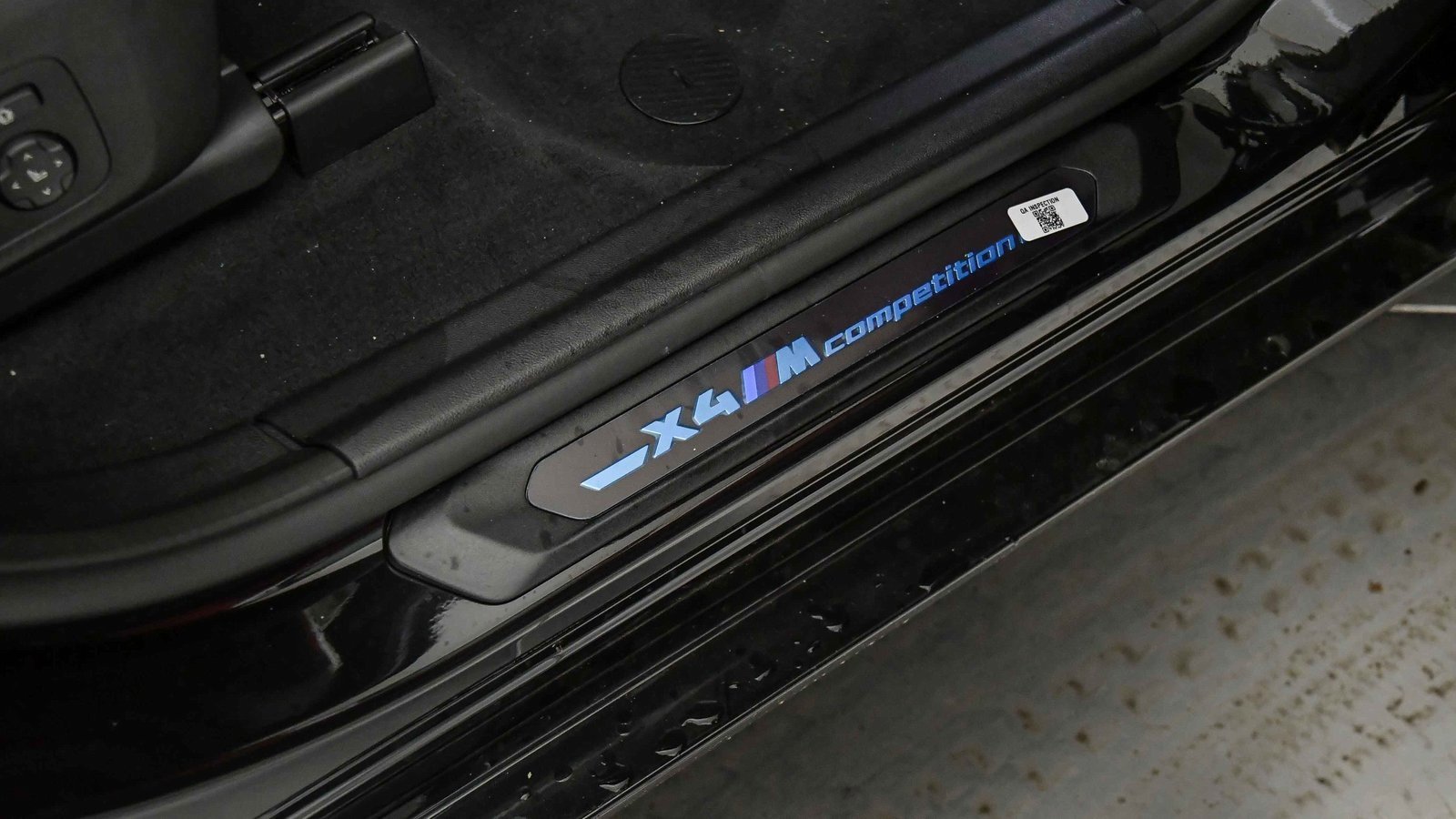 New 2025 BMW X4 M w/ Competition Package image 21