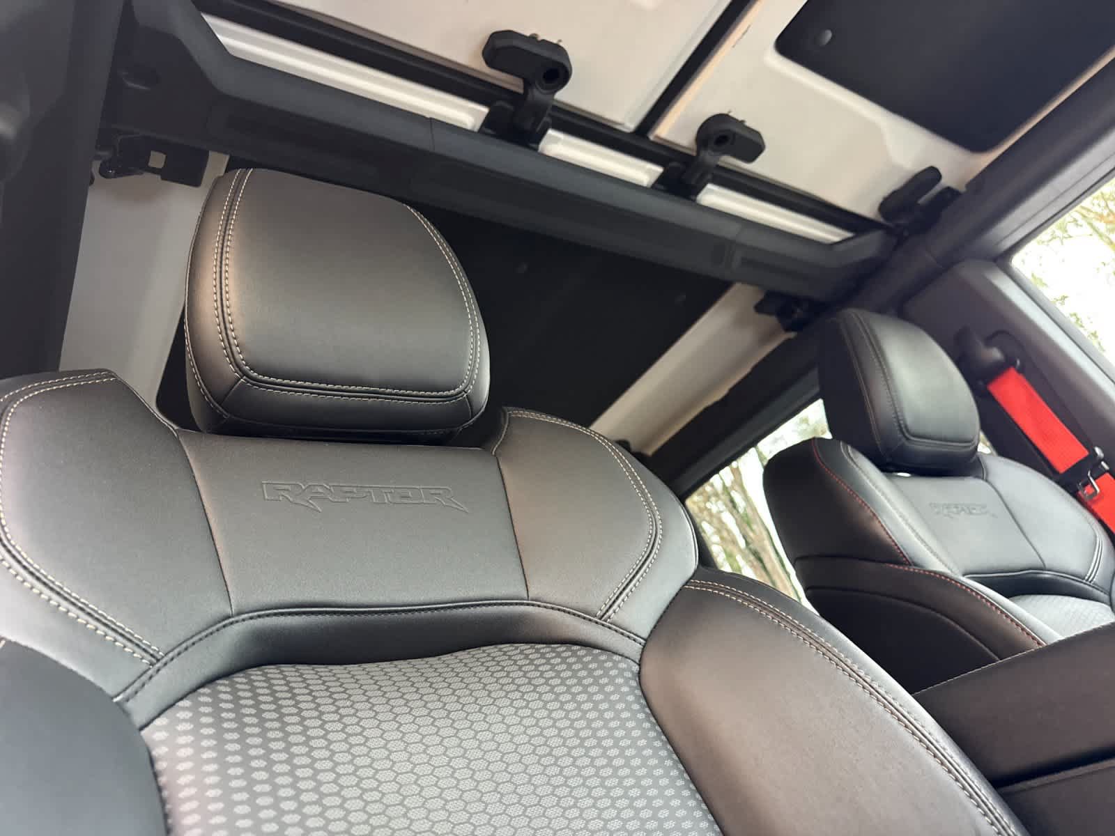 Used 2026 Ford Bronco Raptor AWD/4WD image 17