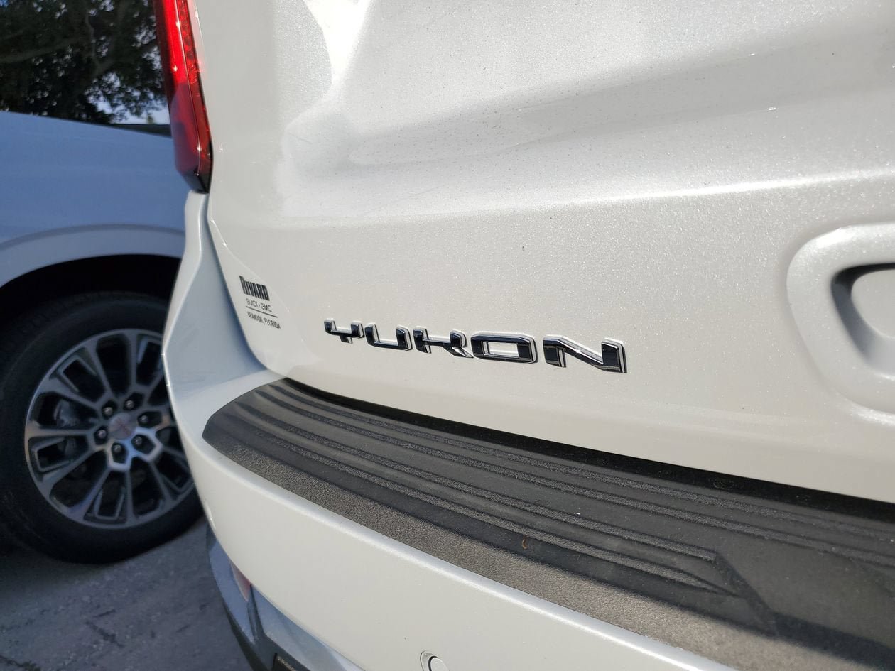 New 2026 GMC Yukon XL Denali w/ Sun & Power Step Package RWD image 8