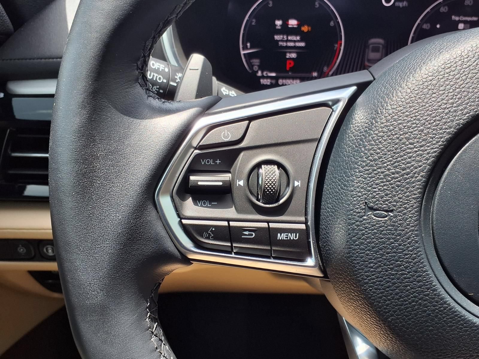 Used 2025 Acura MDX FWD w/ Technology Package image 16