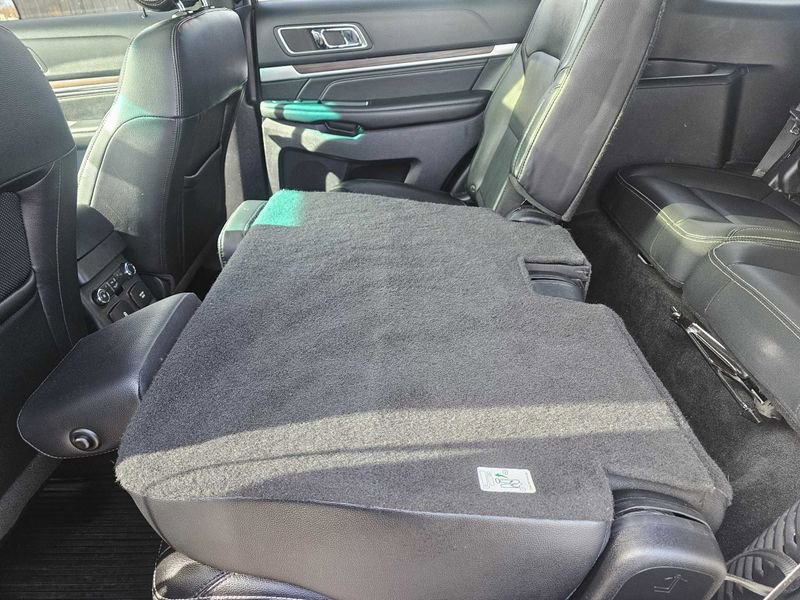 Used 2016 Ford Explorer Limited w/ Class II Trailer Tow Package image 28