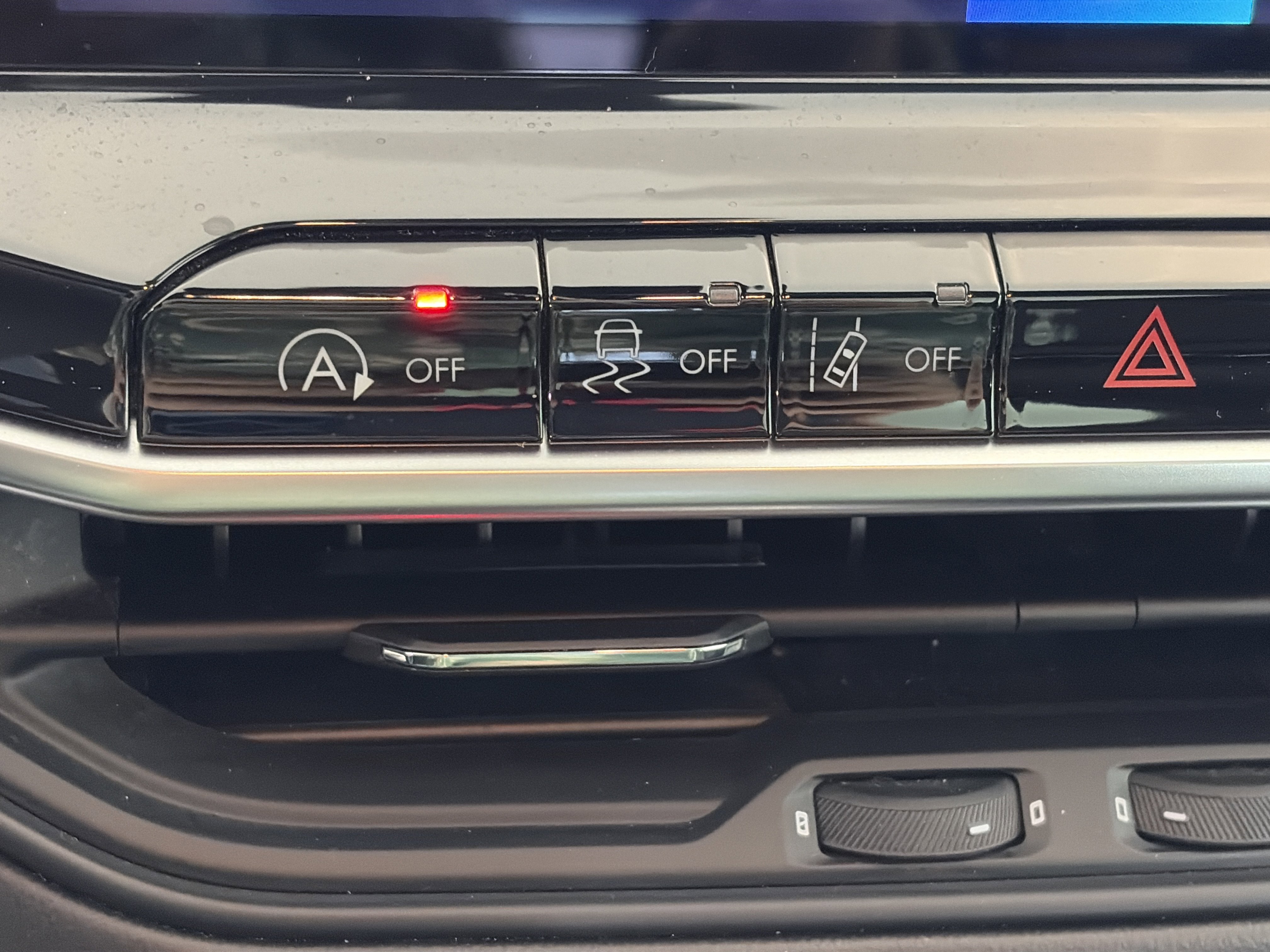 Used 2023 Jeep Compass High Altitude image 27