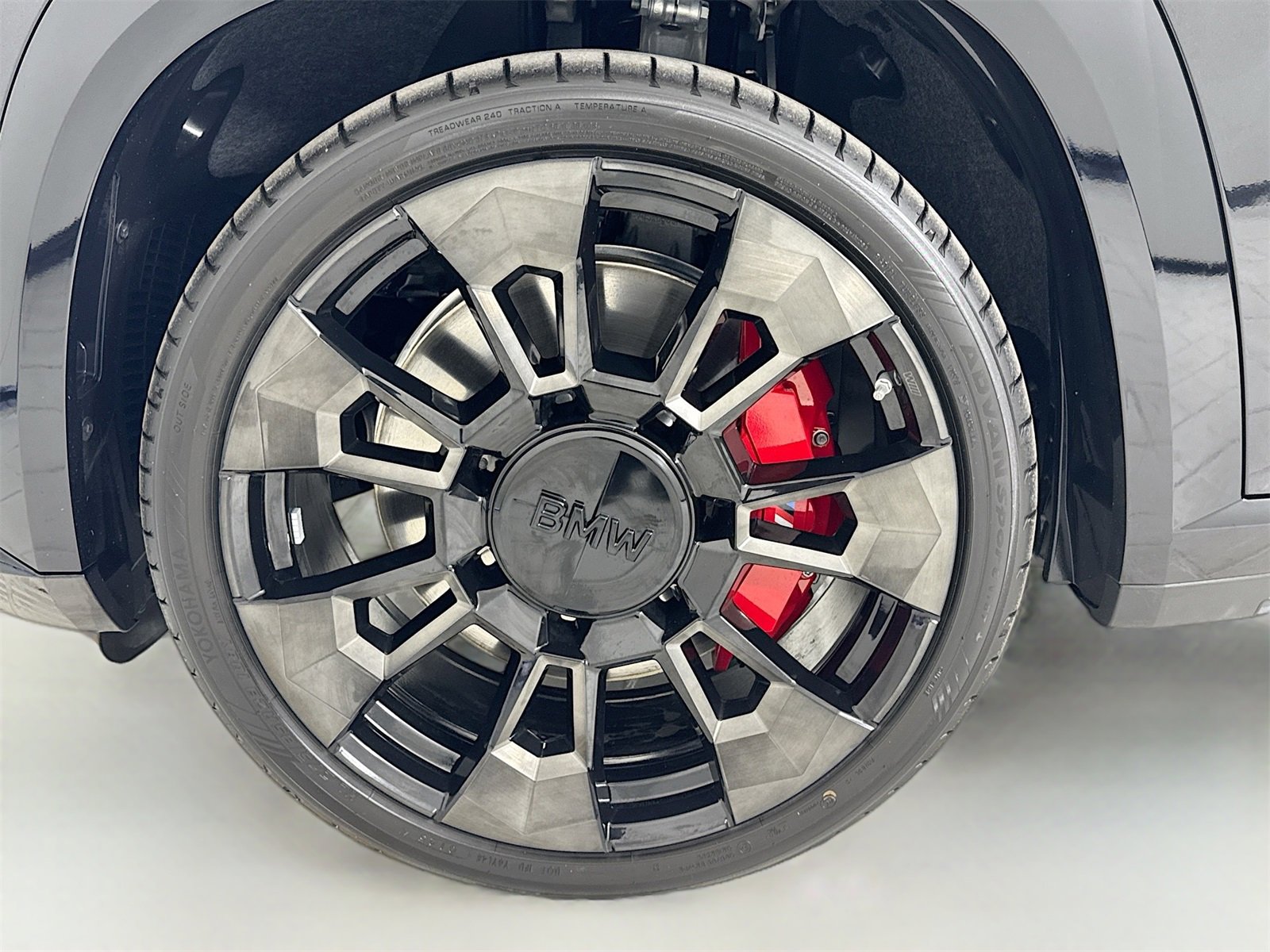 Used 2026 BMW XM Label Red image 9