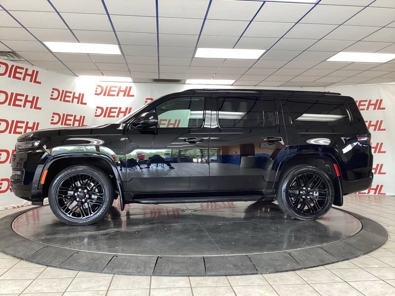 Used 2023 Jeep Wagoneer Series II AWD/4WD image 4