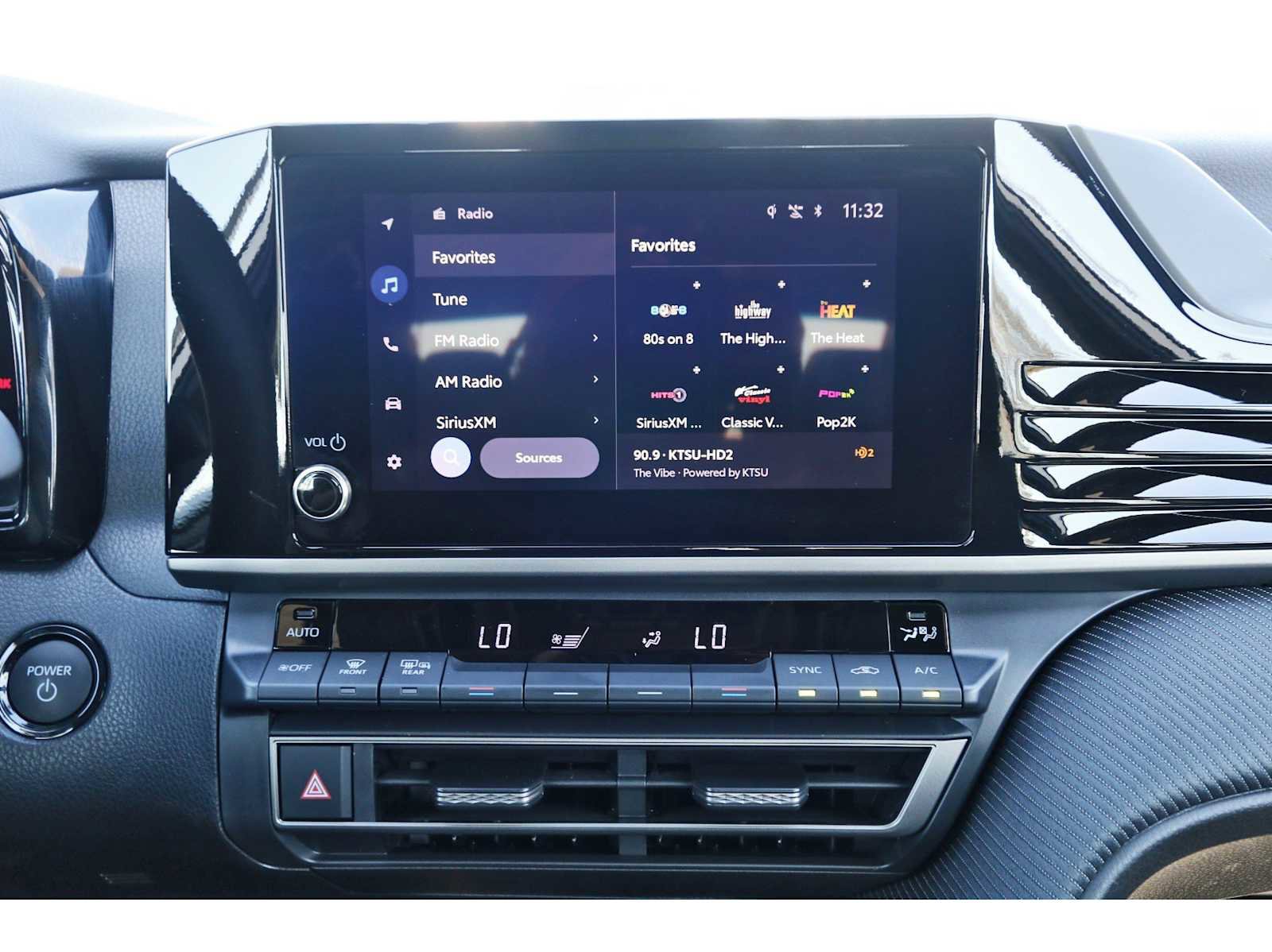 Used 2026 Toyota Camry SE w/ Convenience Package image 22