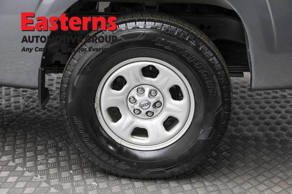 Used 2022 Nissan Frontier S RWD image 8