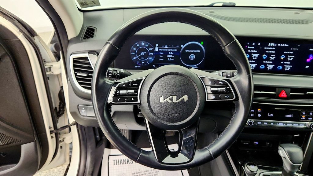 Used 2024 Kia Seltos S AWD/4WD image 29