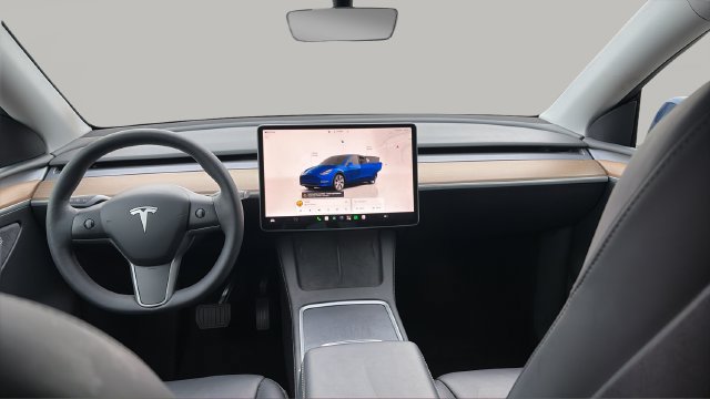 Used 2023 Tesla Model Y Long Range AWD/4WD image 15