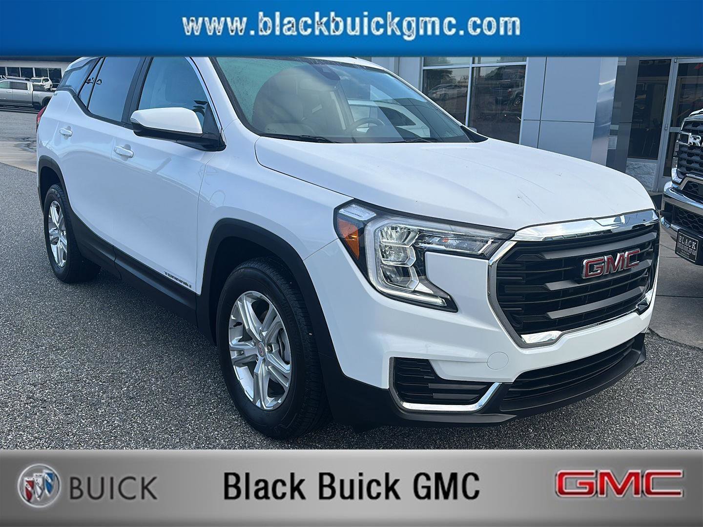 Used 2023 GMC Terrain SLE w/ Driver Convenience Package