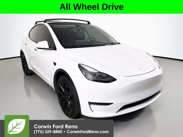 Used 2024 Tesla Model Y Long Range AWD/4WD image 1