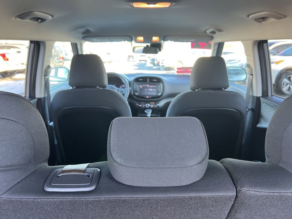 Certified 2022 Kia Soul LX w/ Technology Package image 13