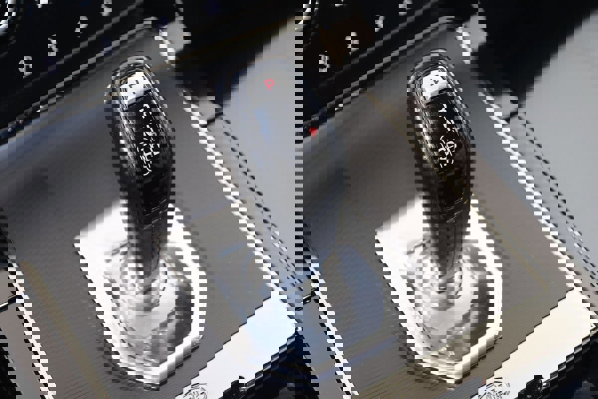 Used 2022 Land Rover Range Rover Evoque R-Dynamic S image 7