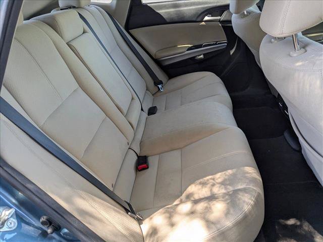 Used 2013 Honda Crosstour EX image 18