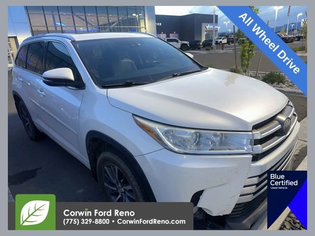 Used 2018 Toyota Highlander XLE w/ Protection Package #3 AWD/4WD image 1