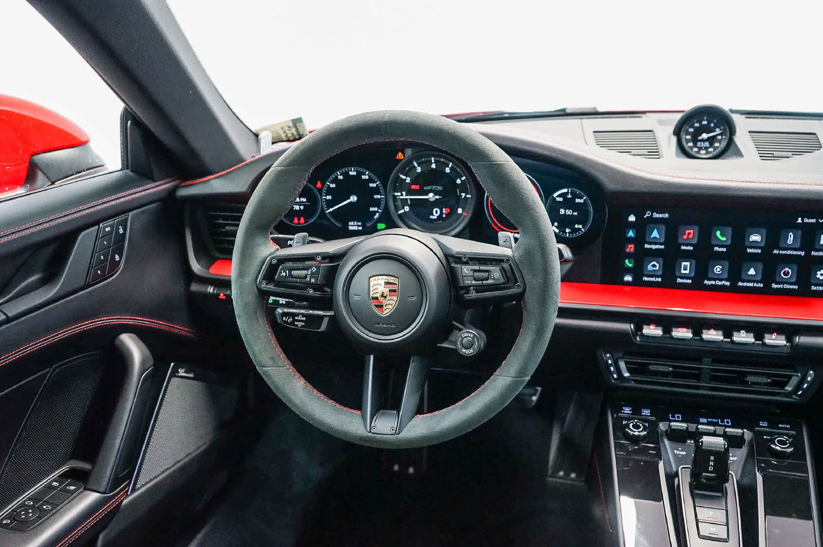 Certified 2024 Porsche 911 Carrera 4 GTS AWD/4WD image 22