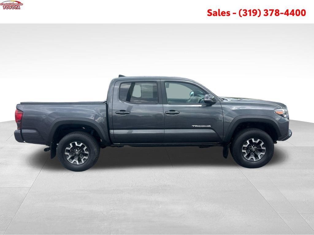 Certified 2018 Toyota Tacoma TRD Off-Road AWD/4WD image 8