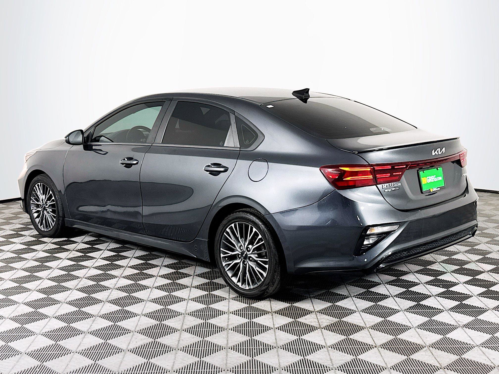 Used 2022 Kia Forte GT-Line FWD image 6