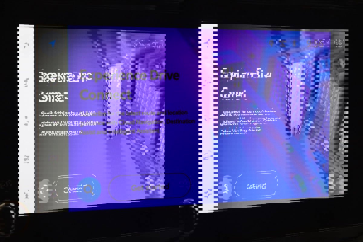 Used 2023 Toyota Highlander XLE image 9