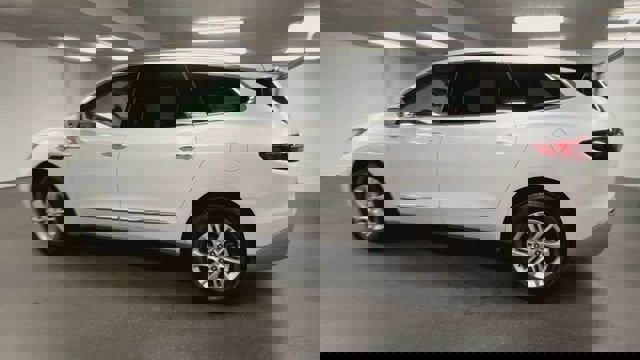 Certified 2020 Buick Enclave Essence w/ Sound and Sites Package FWD image 6