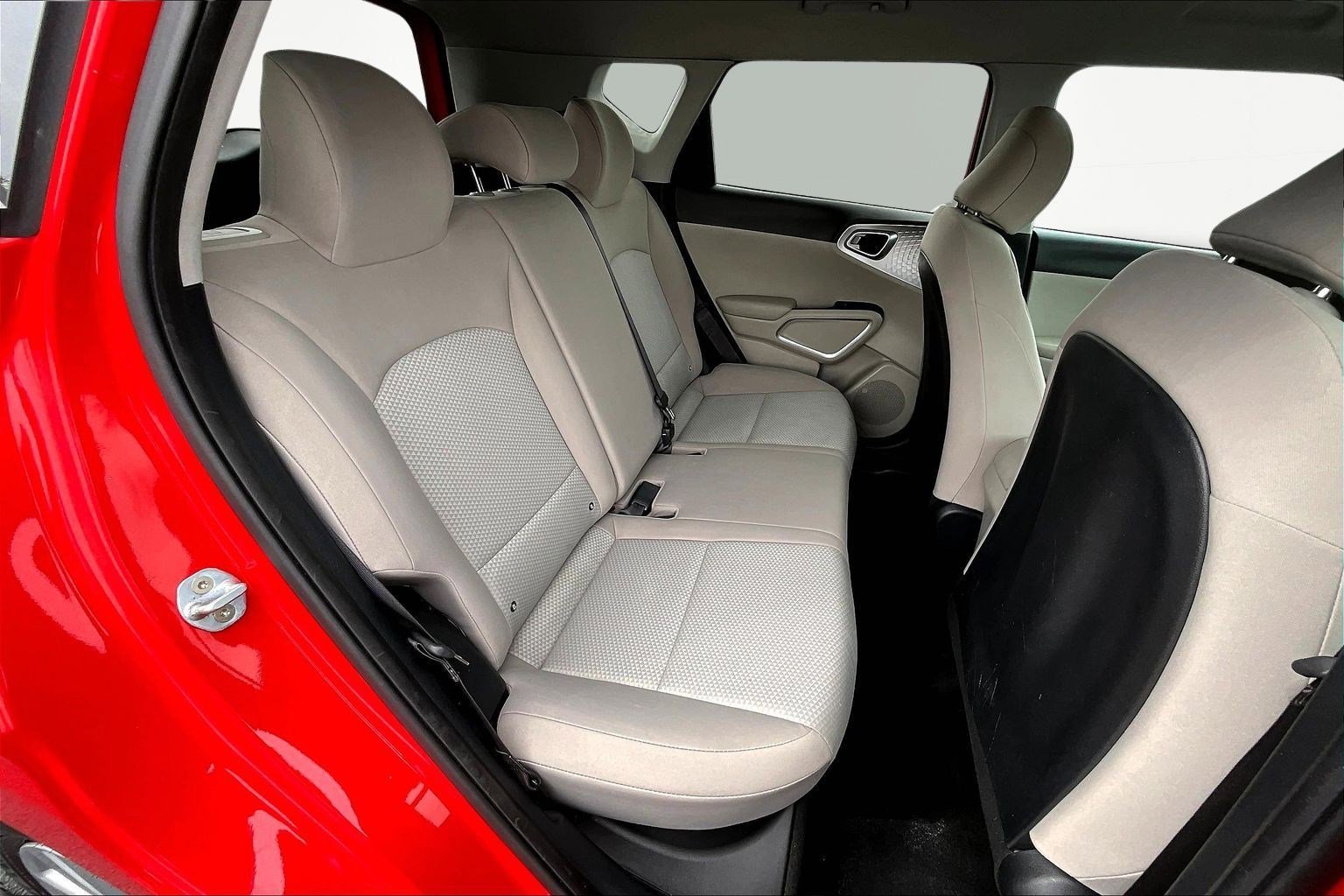 Used 2020 Kia Soul LX image 25