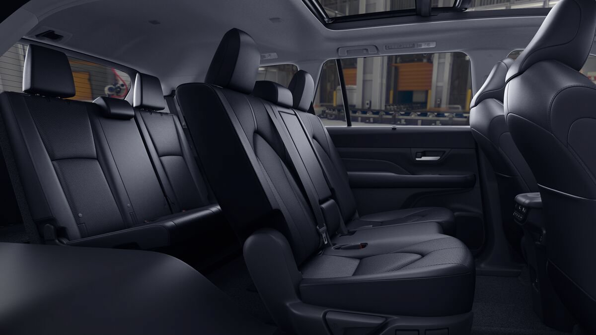 New 2026 Toyota Grand Highlander AWD Hybrid image 21