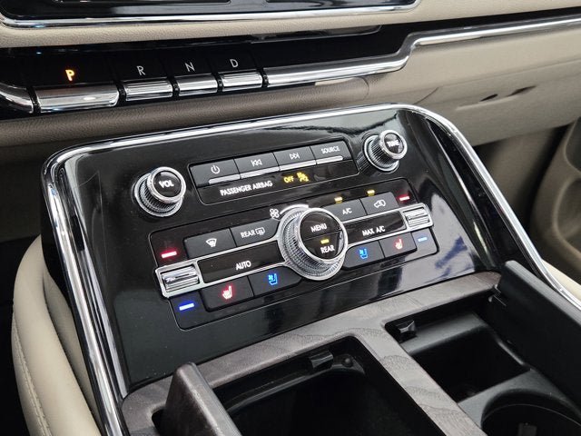 Used 2021 Lincoln Navigator Reserve w/ Luxury Package AWD/4WD image 26