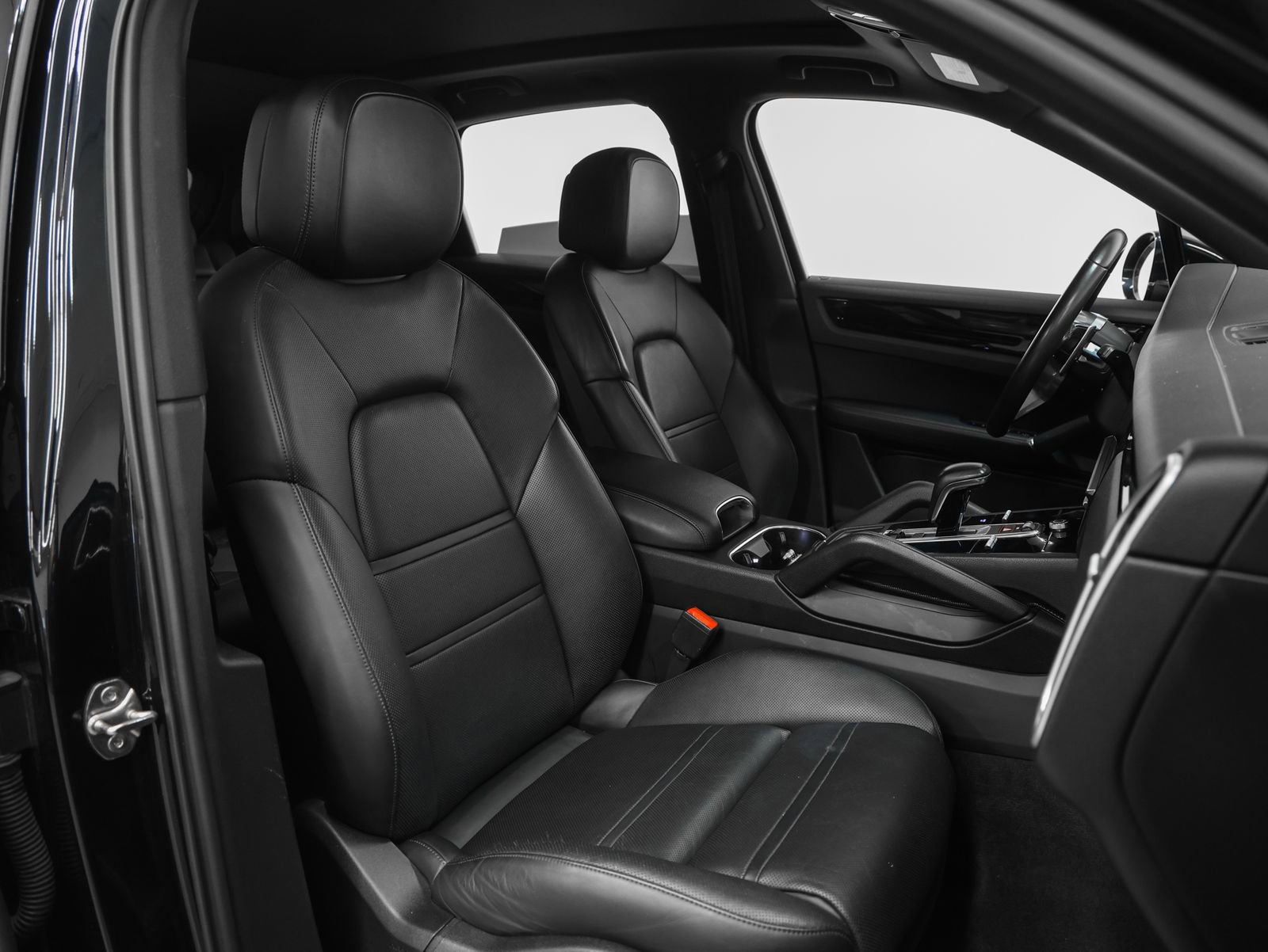 Certified 2019 Porsche Cayenne S image 21