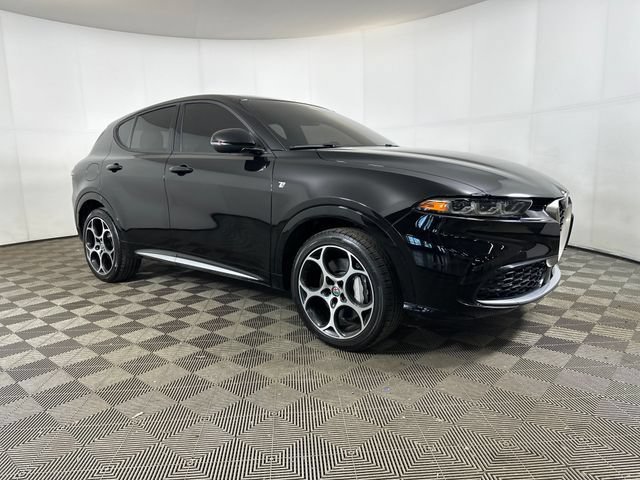 Used 2024 Alfa Romeo Tonale Ti AWD/4WD image 3
