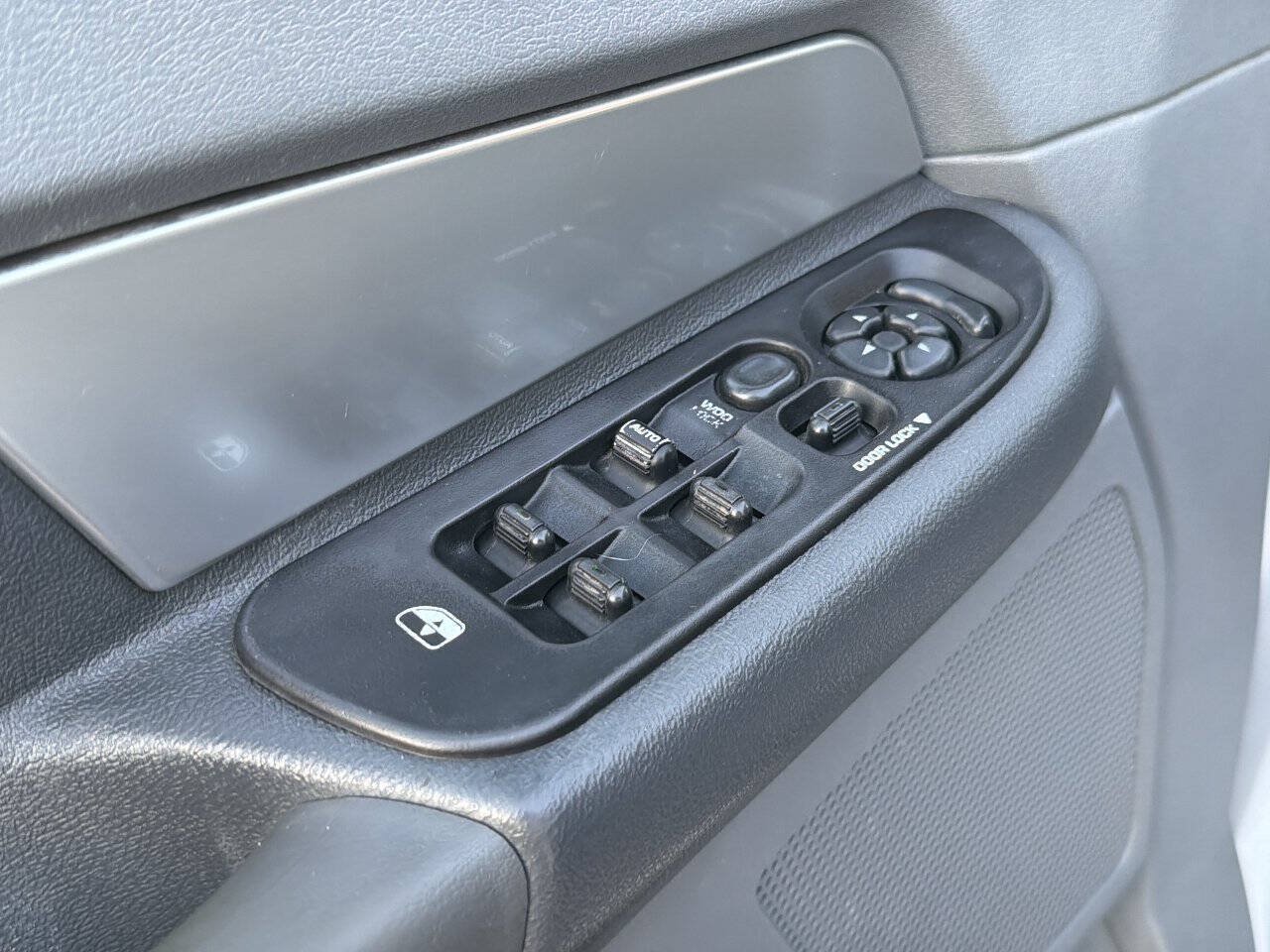 Used 2008 Dodge Ram 2500 Truck SLT w/ Popular Equipment Group AWD/4WD image 38