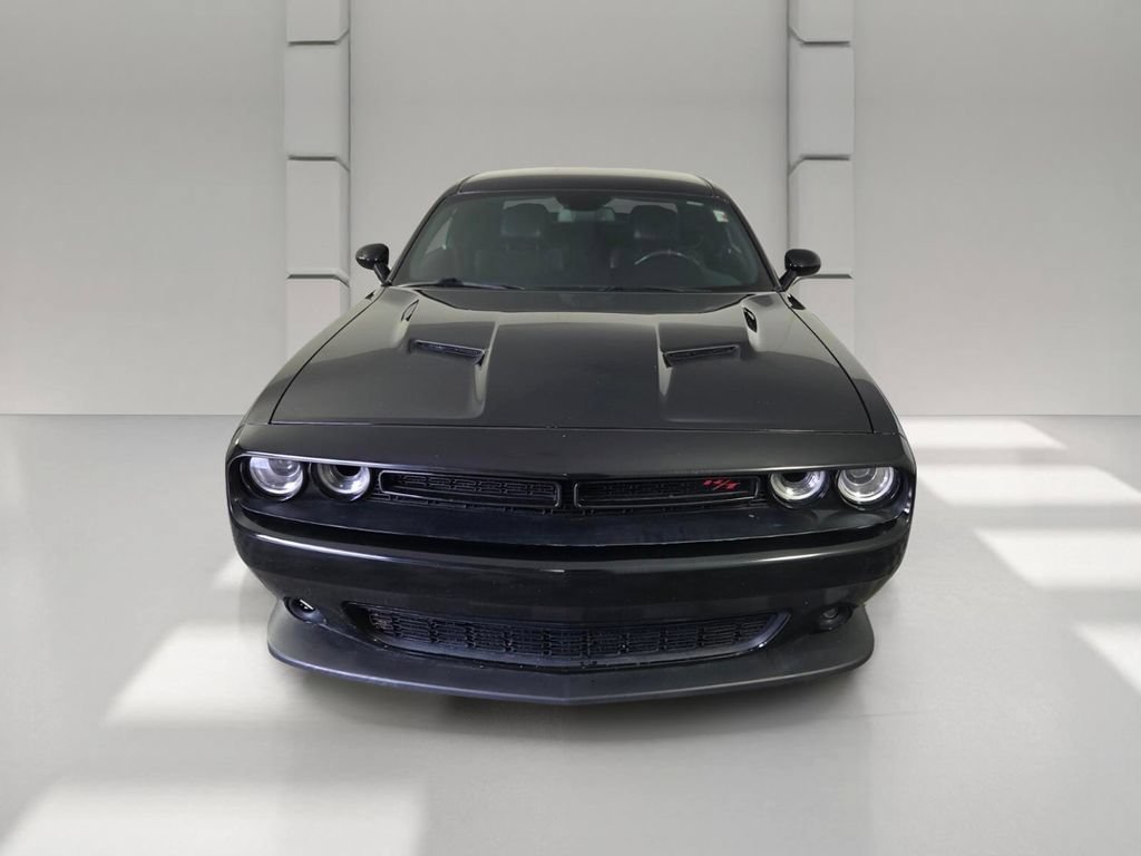 Used 2018 Dodge Challenger R/T Plus RWD image 3
