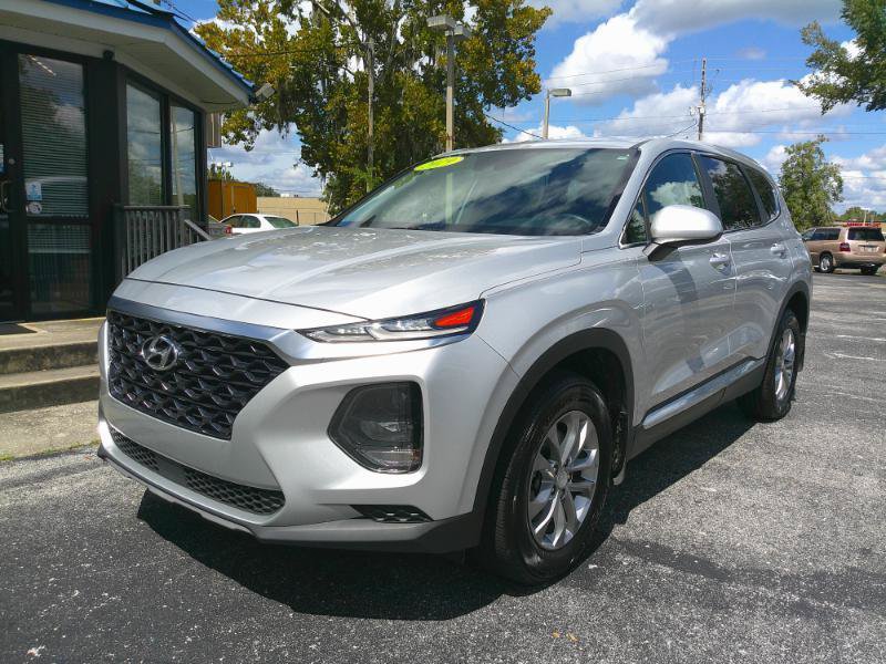Used 2019 Hyundai Santa Fe SE FWD image 2