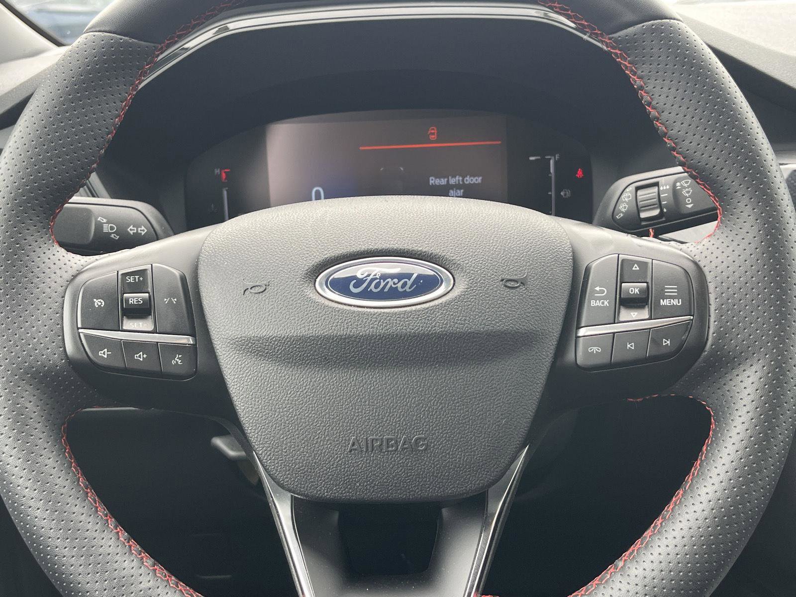 Used 2025 Ford Escape ST-Line Select image 16