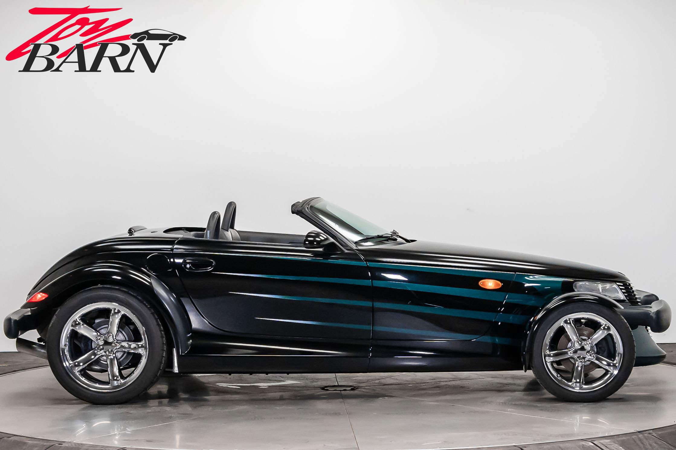 Used 2000 Plymouth Prowler image 6